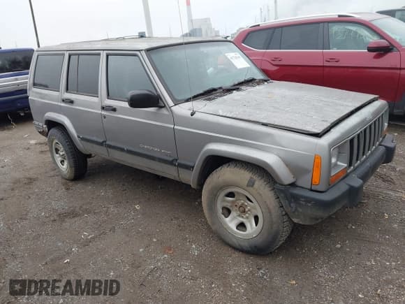✅ 2001 Jeep Cherokee Sport • VIN: 1J4FF48S31L596740 • Lot: 43728349. Listed on IAAI with 167,630 mi. Free auction sales archive from the USA and detailed vehicle history report at DreamBid. Image 1.