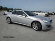 ✅ 2011 Hyundai Genesis Coupe Grand Touring • VIN: KMHHU6KH0BU045993 • Lot: 53572805. Wystawiony na Copart z przebiegiem 61 244 mil. Bezpłatny archiwum sprzedaży aukcyjnych z USA i szczegółowy raport historii pojazdu na DreamBid. Zdjęcie 4.