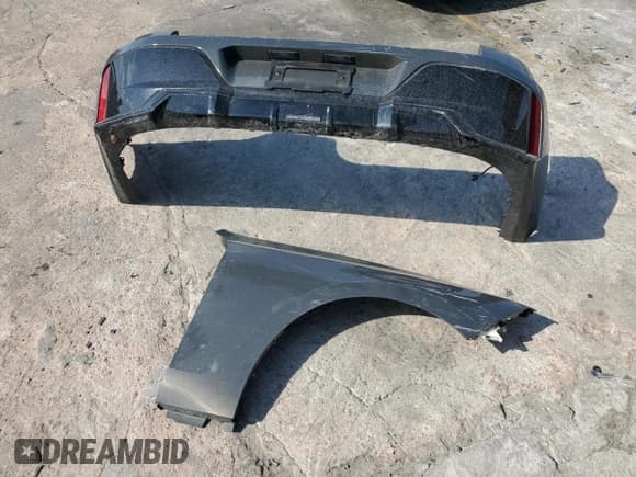 ✅ 2023 BMW i7 xDrive60 • VIN: WBY53EJ09PCN81496 • Lot: 80486845. Wystawiony na Copart z przebiegiem 13 449 mil. Bezpłatny archiwum sprzedaży aukcyjnych z USA i szczegółowy raport historii pojazdu na DreamBid. Zdjęcie 12.