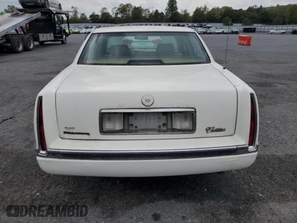 ✅ 1994 Cadillac Concours • VIN: 1G6KF52Y4RU236232 • Лот: 81768225. Опубликован ранее на Copart с пробегом 36 998 миль. Бесплатный доступ к архиву аукционных продаж из США и подробный отчёт об истории автомобиля на DreamBid. Изображение 6.