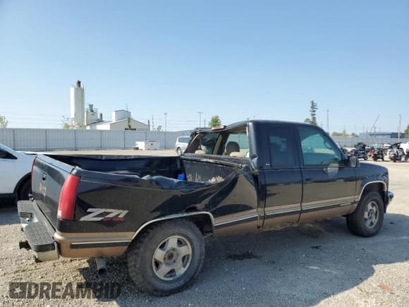✅ 1998 GMC Sierra 1500 • VIN: 2GTEK19R6W1553174 • Лот: 71101985. Опубликован ранее на Copart с пробегом 164 198 миль. Бесплатный доступ к архиву аукционных продаж из США и подробный отчёт об истории автомобиля на DreamBid. Изображение 3.