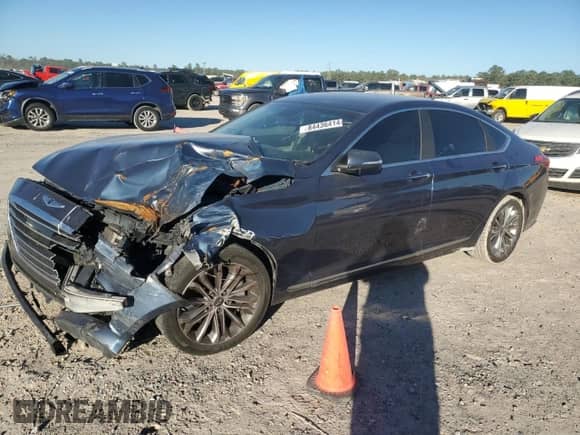 2015 Hyundai Genesis 3.8L z VIN KMHGN4JE7FU034533, wystawiony jako Copart lot #84436414 z przebiegiem 130 784 mil mil oraz Szkoda całkowita • Salvage title. Historia ofert i sprzedaży dostępna na DreamBid. Obrazek 1.