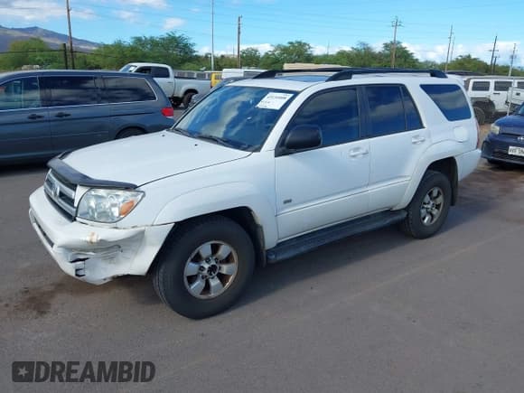 ✅ 2005 Toyota 4Runner SR5 • VIN: JTEZU14R158028775 • Лот: 43131008. Опубликован ранее на IAAI с пробегом 136 326 миль. Бесплатный доступ к архиву аукционных продаж из США и подробный отчёт об истории автомобиля на DreamBid. Изображение 17.