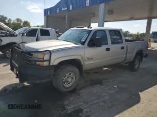 ✅ 2007 Chevrolet Silverado 2500HD LT1 • VIN: 1GCHK23D47F108667 • Лот: 80464745. Опубликован ранее на Copart с пробегом 339 690 миль. Бесплатный доступ к архиву аукционных продаж из США и подробный отчёт об истории автомобиля на DreamBid. Изображение 1.