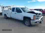 2016 Chevrolet Silverado 2500HD Work Truck z VIN 1GC2KUEG4GZ261086, wystawiony jako IAAI lot #43264492 z przebiegiem 290 510 mil mil oraz . Historia ofert i sprzedaży dostępna na DreamBid. Obrazek 1.