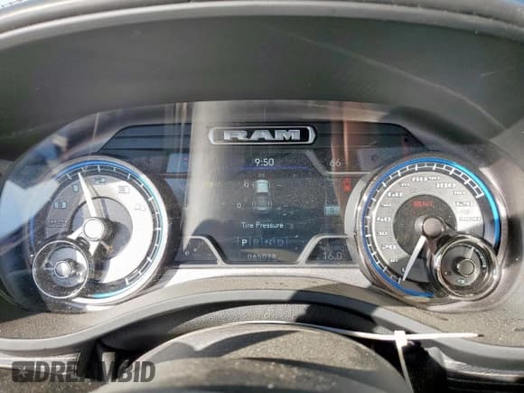 ✅ 2019 Ram 1500 Limited • VIN: 1C6SRFHT4KN525253 • Lot: 92248965. Wystawiony na Copart z przebiegiem 65 078 mil. Bezpłatny archiwum sprzedaży aukcyjnych z USA i szczegółowy raport historii pojazdu na DreamBid. Zdjęcie 9.