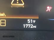 ✅ 2025 Hyundai Elantra SEL Sport • VIN: KMHLM4DG9SU961154 • Lot: 42307437. Listed on IAAI with 1,772 mi. Free auction sales archive from the USA and detailed vehicle history report at DreamBid. Image 15.