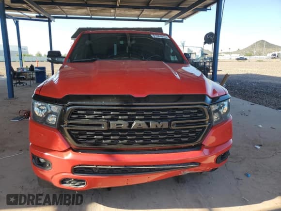✅ 2022 Ram 1500 Big Horn • VIN: 1C6RREBTXNN260585 • Lot: 81964975. Wystawiony na Copart z przebiegiem 78 402 mil. Bezpłatny archiwum sprzedaży aukcyjnych z USA i szczegółowy raport historii pojazdu na DreamBid. Zdjęcie 5.