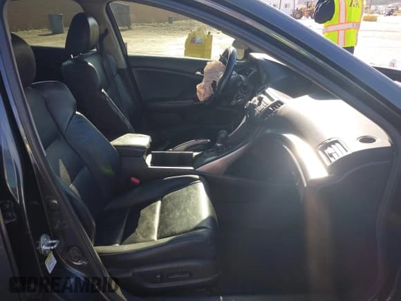 ✅ 2012 Acura TSX Technology • VIN: JH4CU2F65CC016043 • Lot: 42125390. Listed on IAAI with 153,839 mi. Free auction sales archive from the USA and detailed vehicle history report at DreamBid. Image 5.