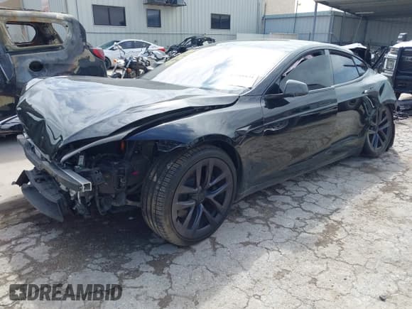 ✅ 2021 Tesla Model S Long Range • VIN: 5YJSA1E53MF437983 • Lot: 42668974. Wystawiony na IAAI z przebiegiem 48 675 mil. Bezpłatny archiwum sprzedaży aukcyjnych z USA i szczegółowy raport historii pojazdu na DreamBid. Zdjęcie 2.