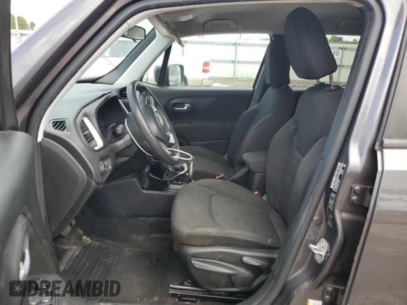 ✅ 2019 Jeep Renegade Latitude • VIN: ZACNJABB7KPK09043 • Lot: 83784675. Listed on Copart with 282,346 mi. Free auction sales archive from the USA and detailed vehicle history report at DreamBid. Image 7.