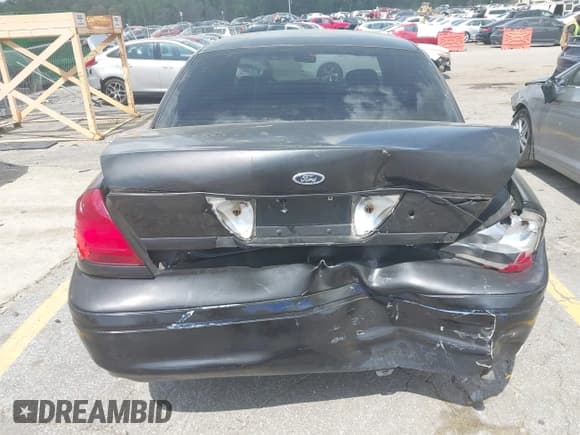 ✅ 2004 Ford Police Interceptor Base w/3.27 Axle • VIN: 2FAFP71W34X136279 • Lot: 41945086. Wystawiony na IAAI z przebiegiem 151 350 mil. Bezpłatny archiwum sprzedaży aukcyjnych z USA i szczegółowy raport historii pojazdu na DreamBid. Zdjęcie 16.