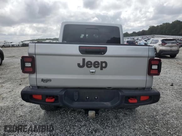 ✅ 2022 Jeep Gladiator Rubicon • VIN: 1C6JJTBG2NL102278 • Лот: 85318285. Опубликован ранее на Copart с пробегом 17 125 миль. Бесплатный доступ к архиву аукционных продаж из США и подробный отчёт об истории автомобиля на DreamBid. Изображение 6.