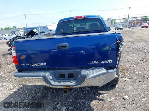 ✅ 2006 Toyota Tundra SR5 • VIN: 5TBBT44166S476620 • Lot: 42614299. Listed on IAAI with 182,467 mi. Free auction sales archive from the USA and detailed vehicle history report at DreamBid. Image 16.
