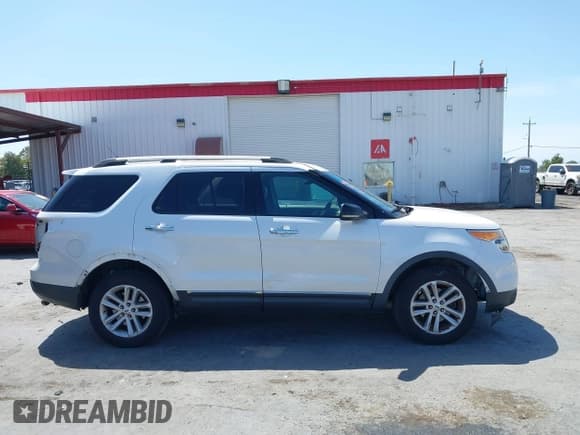✅ 2013 Ford Explorer XLT • VIN: 1FM5K8D89DGA12963 • Lot: 42272506. Wystawiony na IAAI z przebiegiem 96 356 mil. Bezpłatny archiwum sprzedaży aukcyjnych z USA i szczegółowy raport historii pojazdu na DreamBid. Zdjęcie 14.