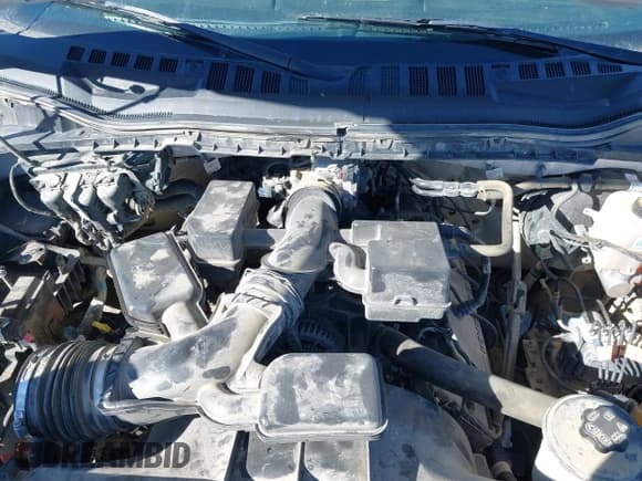 ✅ 2020 Ford F-250 XL • VIN: 1FT7X2B64LEC53546 • Lot: 41414834. Wystawiony na IAAI z przebiegiem 175 403 mil. Bezpłatny archiwum sprzedaży aukcyjnych z USA i szczegółowy raport historii pojazdu na DreamBid. Zdjęcie 10.