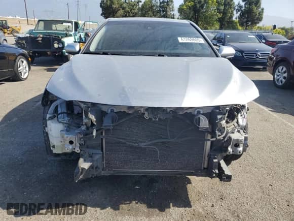 2020 Toyota Camry SE с VIN 4T1M11AK0LU935872, выставлен на аукционе Copart как лот 61269605 с пробегом 132 125 миль миль и Списание • Salvage title. История ставок и продаж доступна на DreamBid. Изображение 5.