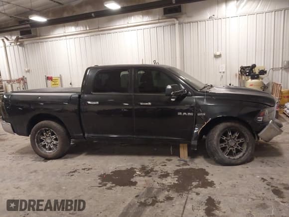 ✅ 2010 Dodge 1500 SLT • VIN: 1D7RV1CT7AS259892 • Lot: 41262452. Wystawiony na IAAI z przebiegiem 182 180 mil. Bezpłatny archiwum sprzedaży aukcyjnych z USA i szczegółowy raport historii pojazdu na DreamBid. Zdjęcie 14.