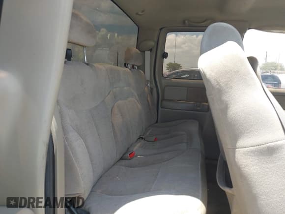 ✅ 2001 GMC Sierra 1500 SLE • VIN: 2GTEK19T411339840 • Лот: 42650036. Опубликован ранее на IAAI с пробегом 307 878 миль. Бесплатный доступ к архиву аукционных продаж из США и подробный отчёт об истории автомобиля на DreamBid. Изображение 8.