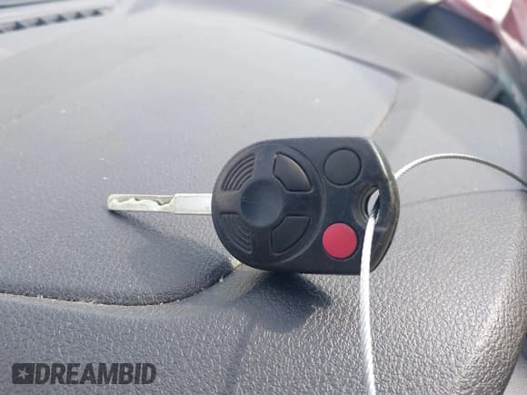 ✅ 2016 Ford Transit Cargo • VIN: 1FTYR1YM0GKA86155 • Lot: 41840237. Listed on IAAI with 192,125 mi. Free auction sales archive from the USA and detailed vehicle history report at DreamBid. Image 11.