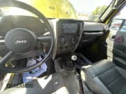 ✅ 2008 Jeep Wrangler X • VIN: 1J4FA24138L627219 • Lot: 90665705. Wystawiony na Copart z przebiegiem 148 473 mil. Bezpłatny archiwum sprzedaży aukcyjnych z USA i szczegółowy raport historii pojazdu na DreamBid. Zdjęcie 9.