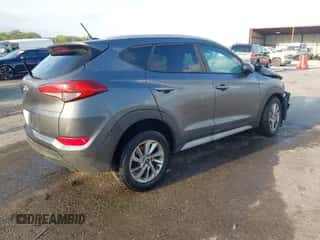 ✅ 2017 Hyundai Tucson SE Plus • VIN: KM8J33A46HU473769 • Лот: 43371209. Размещён на IAAI с пробегом Не указан миль. Получите бесплатный доступ к архиву аукционных продаж из США и посмотрите подробный отчёт об истории автомобиля на DreamBid. Изображение 4.