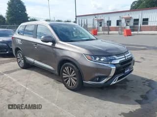 ✅ 2019 Mitsubishi Outlander ES • VIN: JA4AZ3A31KZ033926 • Lot: 43396938. Wystawiony na IAAI z przebiegiem 85 898 mil. Bezpłatny archiwum sprzedaży aukcyjnych z USA i szczegółowy raport historii pojazdu na DreamBid. Zdjęcie 1.