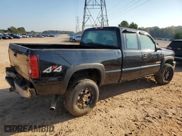 ✅ 2006 Chevrolet Silverado 2500HD Work Truck • VIN: 1GCHK29U96E263730 • Lot: 74775794. Wystawiony na Copart z przebiegiem Nie podano. Bezpłatny archiwum sprzedaży aukcyjnych z USA i szczegółowy raport historii pojazdu na DreamBid. Zdjęcie 3.