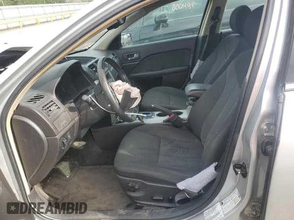 ✅ 2011 Mercury Milan • VIN: 3MEHM0HA3BR604115 • Лот: 50923375. Опубликован ранее на Copart с пробегом 247 534 миль. Бесплатный доступ к архиву аукционных продаж из США и подробный отчёт об истории автомобиля на DreamBid. Изображение 7.