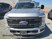 ✅ 2024 Ford F-250 XL • VIN: 1FT7W2BA2REE87359 • Lot: 84938675. Wystawiony na Copart z przebiegiem 51 878 mil. Bezpłatny archiwum sprzedaży aukcyjnych z USA i szczegółowy raport historii pojazdu na DreamBid. Zdjęcie 5.