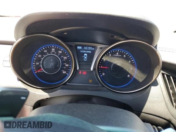 ✅ 2013 Hyundai Genesis Coupe 2.0T • VIN: KMHHT6KD8DU101360 • Lot: 61678305. Wystawiony na Copart z przebiegiem 63 190 mil. Bezpłatny archiwum sprzedaży aukcyjnych z USA i szczegółowy raport historii pojazdu na DreamBid. Zdjęcie 9.