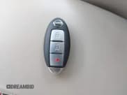 ✅ 2015 Nissan Rogue S • VIN: KNMAT2MT9FP527207 • Lot: 41927365. Listed on IAAI with 139,876 mi. Free auction sales archive from the USA and detailed vehicle history report at DreamBid. Image 11.