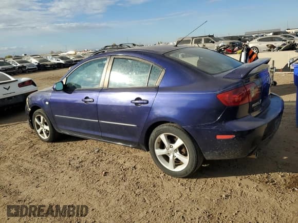 ✅ 2006 Mazda 3 i Touring • VIN: JM1BK12FX61412875 • Лот: 82691625. Опубликован ранее на Copart с пробегом 170 440 миль. Бесплатный доступ к архиву аукционных продаж из США и подробный отчёт об истории автомобиля на DreamBid. Изображение 2.