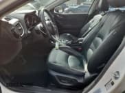 ✅ 2014 Mazda 3 S Grand Touring • VIN: JM1BM1W32E1146552 • Лот: 91438425. Опубликован ранее на Copart с пробегом 138 090 миль. Бесплатный доступ к архиву аукционных продаж из США и подробный отчёт об истории автомобиля на DreamBid. Изображение 7.