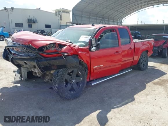 ✅ 2011 GMC Sierra 1500 SLT • VIN: 3GTP2WE31BG231292 • Лот: 42543137. Опубликован ранее на IAAI с пробегом 178 238 миль. Бесплатный доступ к архиву аукционных продаж из США и подробный отчёт об истории автомобиля на DreamBid. Изображение 17.