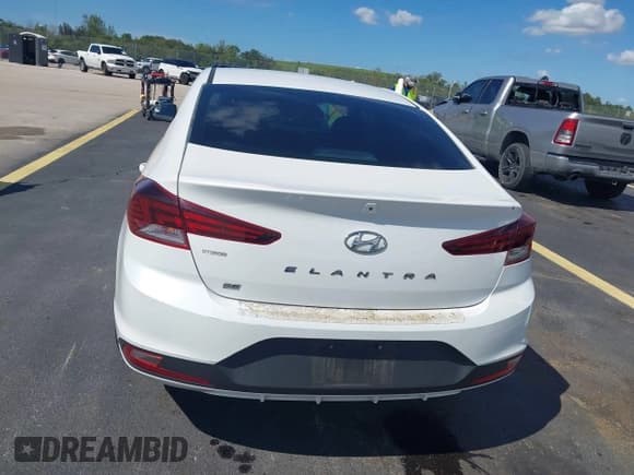 ✅ 2019 Hyundai Elantra SE • VIN: 5NPD74LF9KH486818 • Lot: 43426085. Listed on IAAI with 66,577 mi. Free auction sales archive from the USA and detailed vehicle history report at DreamBid. Image 16.