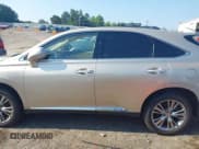 ✅ 2013 Lexus RX 450h • VIN: JTJZB1BA1D2006779 • Лот: 42564276. Опубликован ранее на IAAI с пробегом 54 303 миль. Бесплатный доступ к архиву аукционных продаж из США и подробный отчёт об истории автомобиля на DreamBid. Изображение 14.