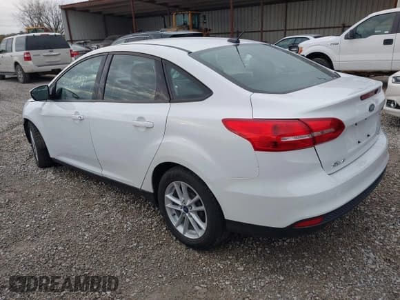 ✅ 2017 Ford Focus SE • VIN: 1FADP3F22HL217038 • Lot: 43665227. Listed on IAAI with 108,738 mi. Free auction sales archive from the USA and detailed vehicle history report at DreamBid. Image 3.