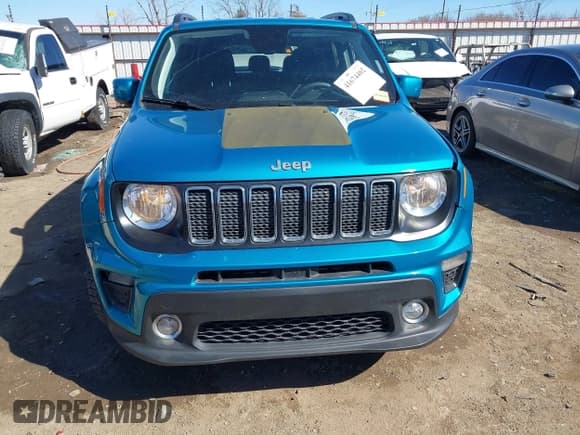✅ 2020 Jeep Renegade Altitude • VIN: ZACNJABB0LPL85188 • Lot: 41674402. Listed on IAAI with 86,022 mi. Free auction sales archive from the USA and detailed vehicle history report at DreamBid. Image 12.