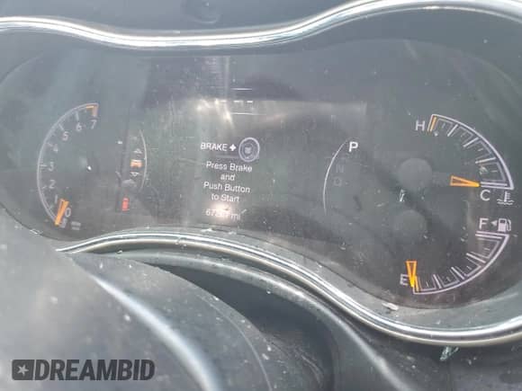 2016 Jeep Grand Cherokee Limited с VIN 1C4RJFBG2GC337585, выставлен на аукционе Copart как лот 81047775 с пробегом 67 281 миль миль и Списание • Salvage title. История ставок и продаж доступна на DreamBid. Изображение 9.