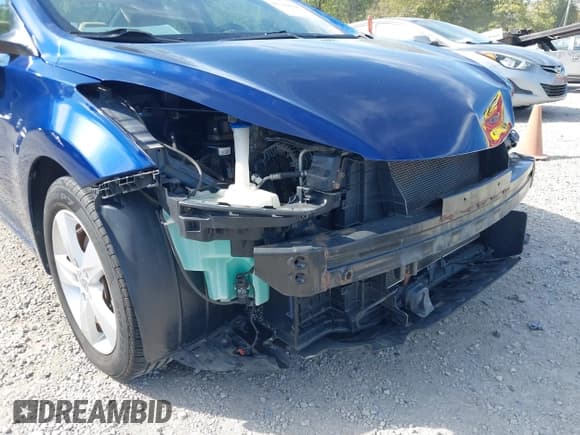 ✅ 2013 Hyundai Elantra GLS • VIN: KMHDH4AE2DU522361 • Lot: 43368006. Listed on IAAI with 109,810 mi. Free auction sales archive from the USA and detailed vehicle history report at DreamBid. Image 6.