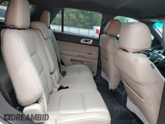 ✅ 2013 Ford Explorer XLT • VIN: 1FM5K7D8XDGC67955 • Lot: 58914525. Wystawiony na Copart z przebiegiem 105 485 mil. Bezpłatny archiwum sprzedaży aukcyjnych z USA i szczegółowy raport historii pojazdu na DreamBid. Zdjęcie 11.