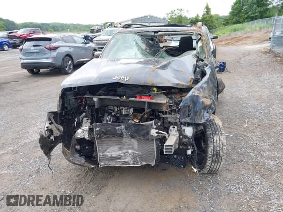 ✅ 2023 Jeep Renegade Limited • VIN: ZACNJDD14PPP38057 • Лот: 42367959. Опубликован ранее на IAAI с пробегом 17 546 миль. Бесплатный доступ к архиву аукционных продаж из США и подробный отчёт об истории автомобиля на DreamBid. Изображение 12.