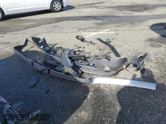 ✅ 2014 Dodge Challenger Shaker • VIN: 2C3CDYBT9EH302854 • Lot: 44648445. Wystawiony na Copart z przebiegiem 157 007 mil. Bezpłatny archiwum sprzedaży aukcyjnych z USA i szczegółowy raport historii pojazdu na DreamBid. Zdjęcie 14.