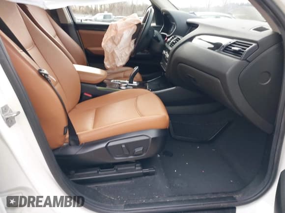 ✅ 2017 BMW X3 xDrive28i • VIN: 5UXWX9C36H0W68556 • Лот: 41217277. Опубликован ранее на IAAI с пробегом 120 572 миль. Бесплатный доступ к архиву аукционных продаж из США и подробный отчёт об истории автомобиля на DreamBid. Изображение 5.