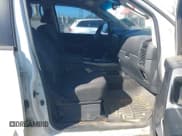 ✅ 2010 Nissan Titan SE • VIN: 1N6BA0ED2AN310749 • Lot: 43605735. Wystawiony na IAAI z przebiegiem 301 823 mil. Bezpłatny archiwum sprzedaży aukcyjnych z USA i szczegółowy raport historii pojazdu na DreamBid. Zdjęcie 5.