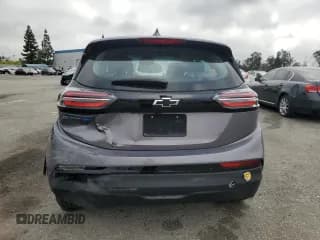 ✅ 2022 Chevrolet Bolt EV 1LT • VIN: 1G1FW6S07N4130066 • Lot: 53217504. Wystawiony na Copart z przebiegiem 17 210 mil. Bezpłatny archiwum sprzedaży aukcyjnych z USA i szczegółowy raport historii pojazdu na DreamBid. Zdjęcie 6.