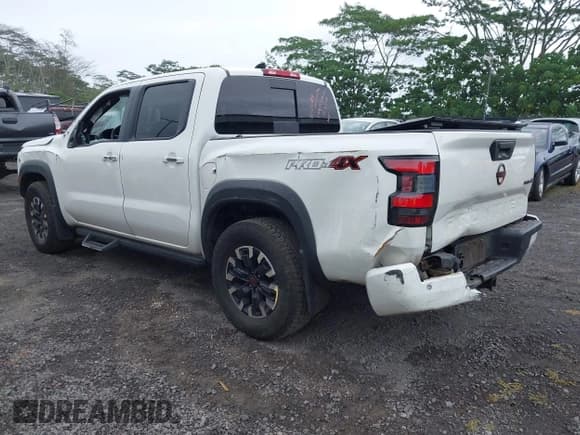 ✅ 2023 Nissan Frontier Pro-4X • VIN: 1N6ED1EK6PN668535 • Lot: 43045490. Wystawiony na IAAI z przebiegiem 73 465 mil. Bezpłatny archiwum sprzedaży aukcyjnych z USA i szczegółowy raport historii pojazdu na DreamBid. Zdjęcie 3.