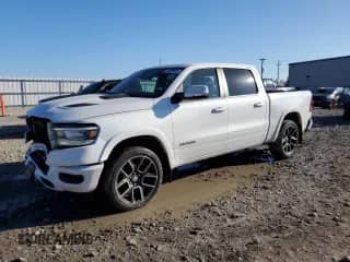 2019 Ram 1500 Laramie с VIN 1C6SRFJT7KN715557, выставлен на аукционе Copart как лот 81608595 с пробегом Не указан миль и На запчасти • Non repairable. История ставок и продаж доступна на DreamBid. Изображение 1.