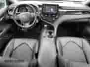 2021 Toyota Camry SE с VIN 4T1G11BK2MU035925, выставлен на аукционе Copart как лот 81007475 с пробегом 85 698 миль миль и Списание • Salvage title. История ставок и продаж доступна на DreamBid. Изображение 8.